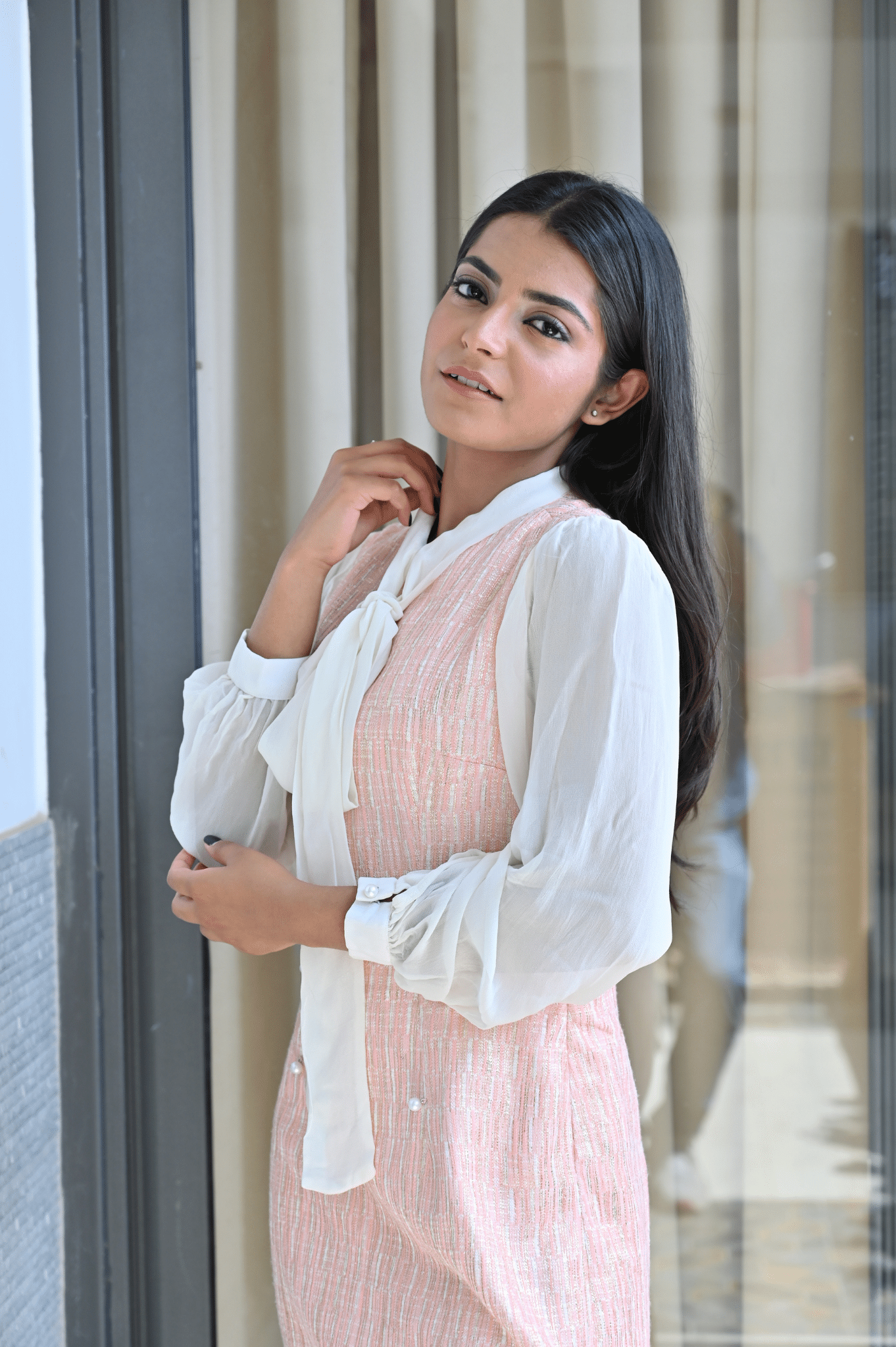 Pink white tye-able neck dress